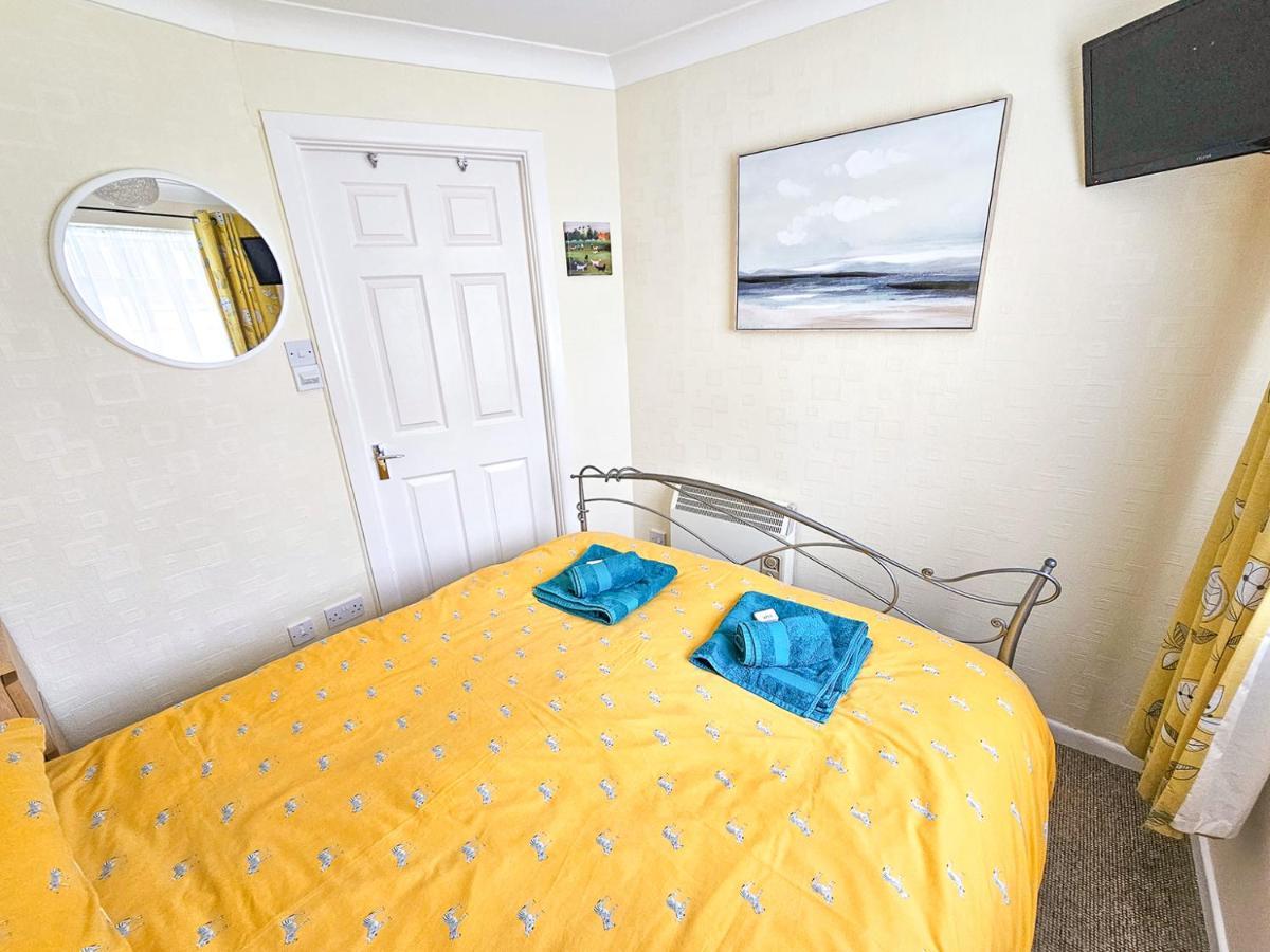 Dart Haven - Cheerful Holiday Bungalow In Galmpton מראה חיצוני תמונה